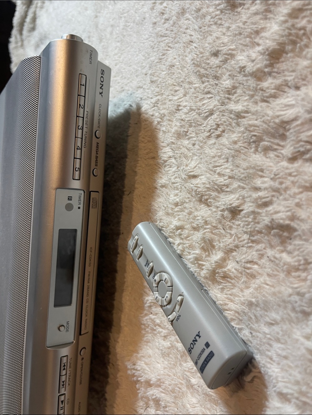 Sony ICF- CDK50 under counter FMAM clock radio - Picture 2 of 7